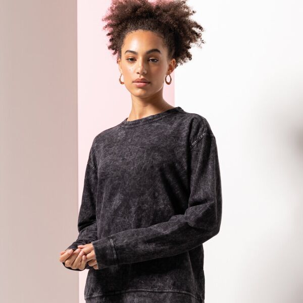 Unisex washed tour sweatshirt Thumbnail